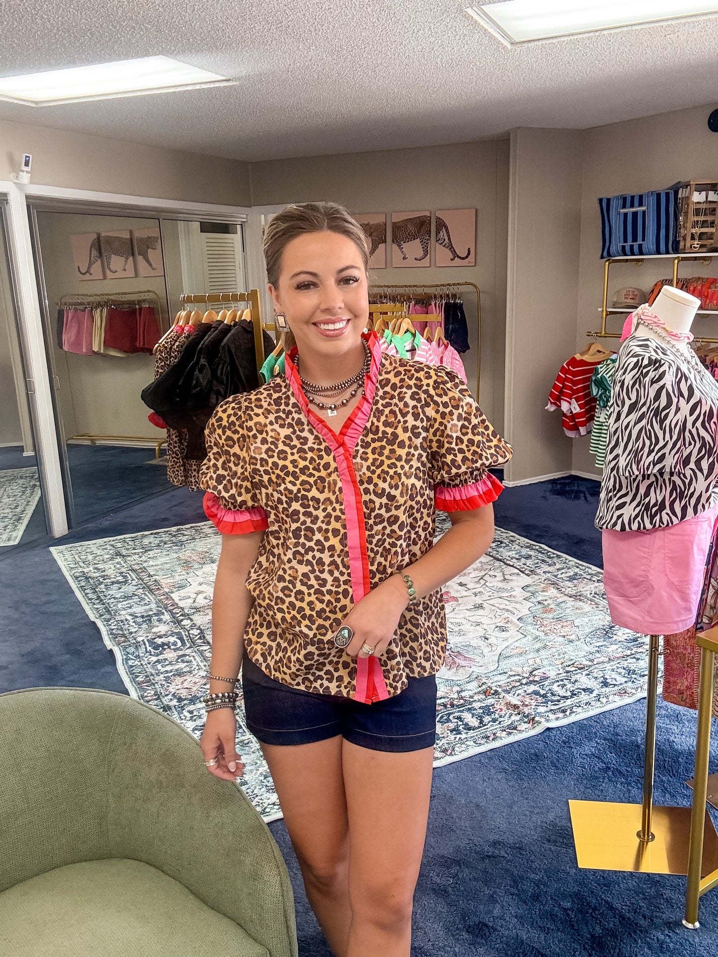 Oh so cute cheetah top