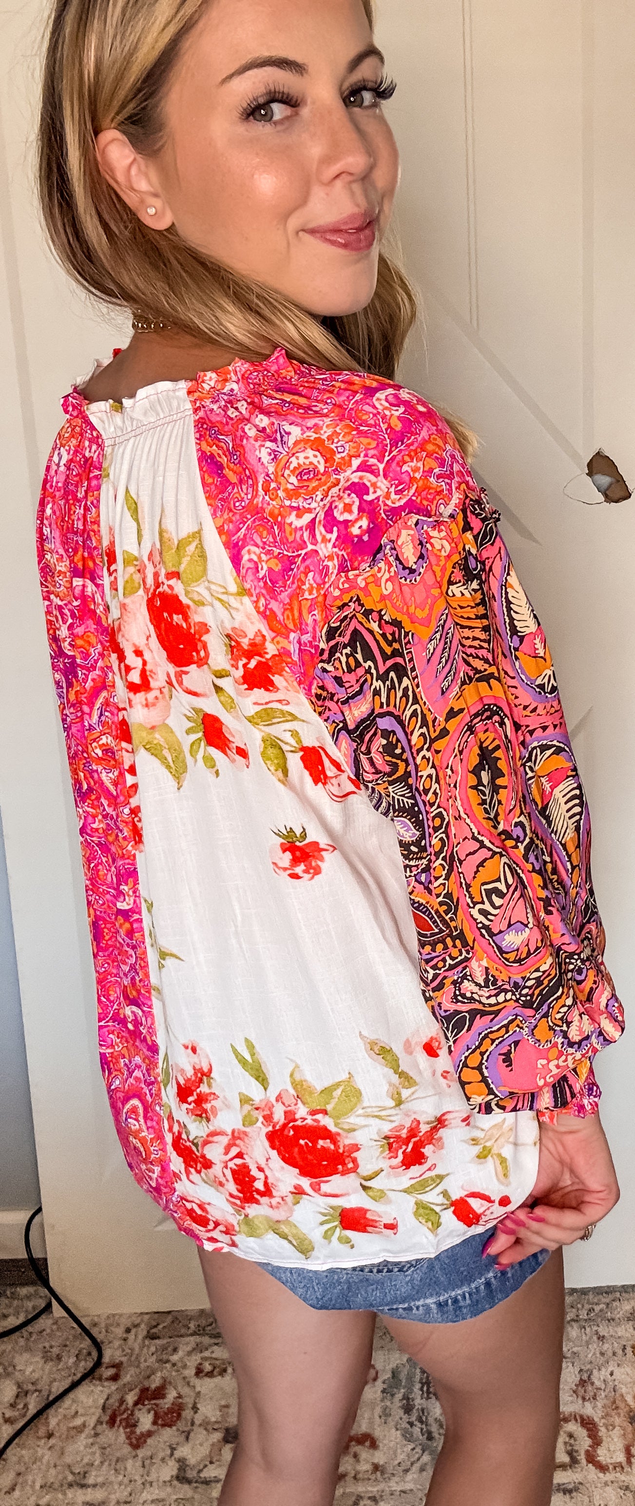 Vibrant Top