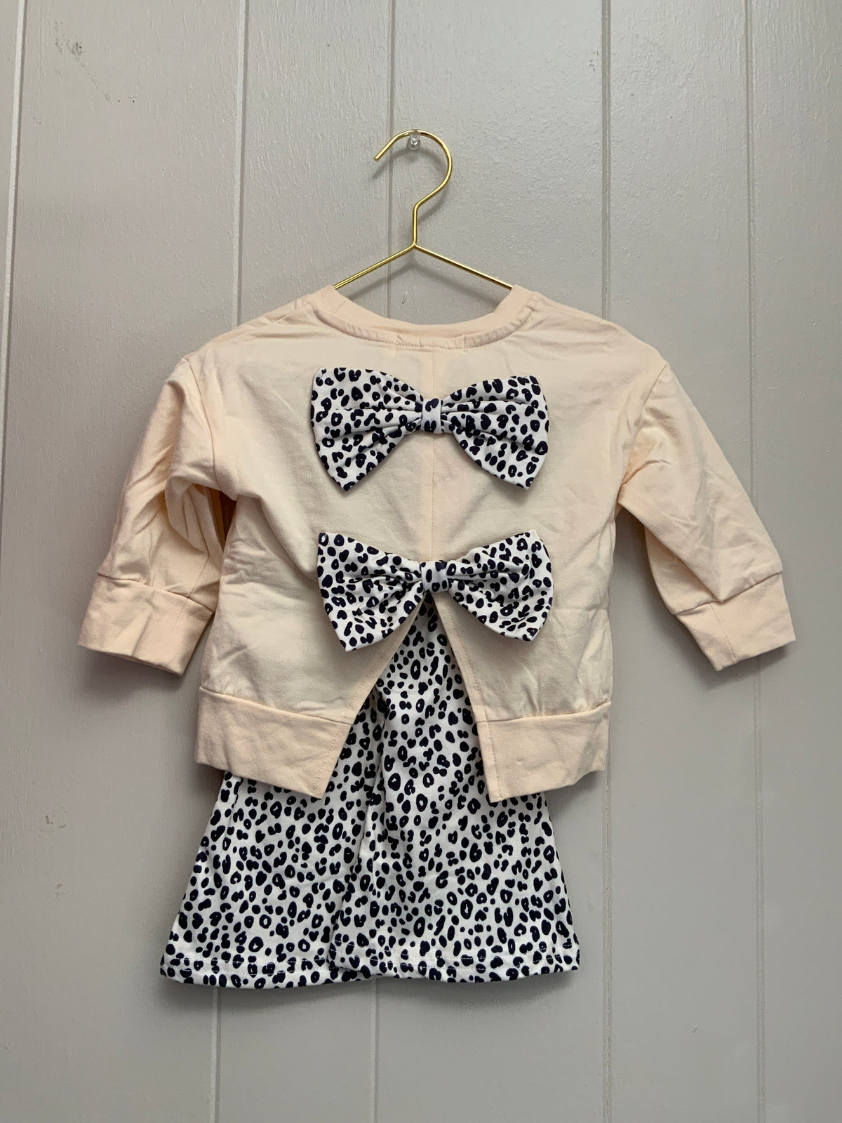 Cozy Season Leopard Outfit