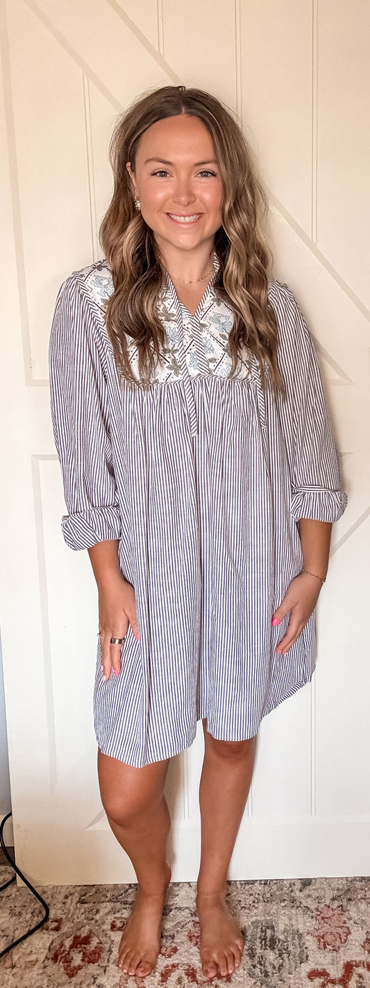 Mertzon Dress